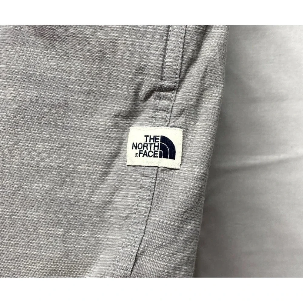 The North Face Shirt Mens XL Gray Cotton Striped Button Up Regular Back Box